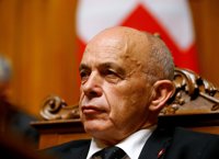 El Gobierno suizo pide a los ciudadanos que le permitan seguir recaudando impuestos