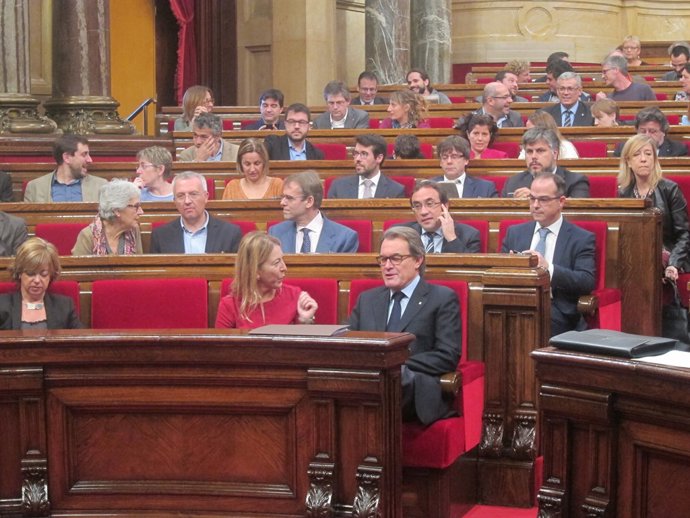 Ple del Parlament. Neus Munté i Artur Mas