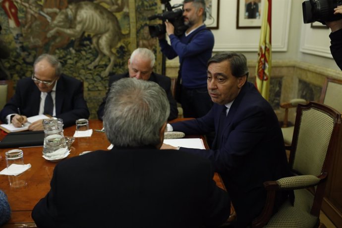 Julián Sánchez Melgar preside el Pleno del Consejo Fiscal