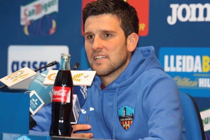 El entrenador del Lleida Esportiú, Gerard Albadalejo
