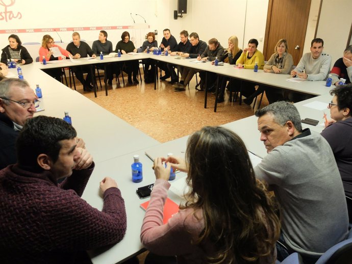 Ejecutivo PSOE Altoaragón en una reunión en Huesca