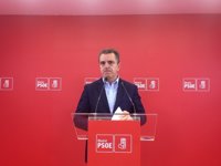 Franco destaca su "respeto" hacia Margarita Robles pero aclara que el candidato a la Alcaldía se elegirá en primarias