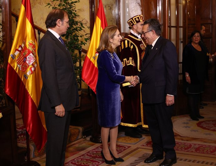Pío García Escudero, Ana Pastor i Miguel Herrero y Rodríguez de Miñón