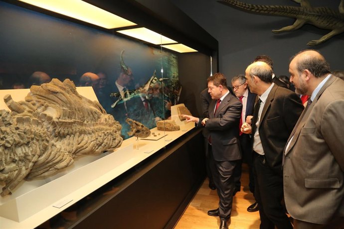 Page en museo palentológico