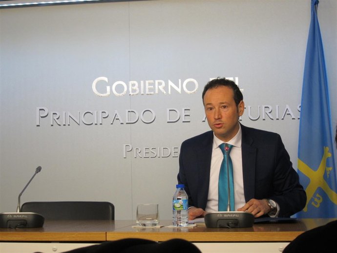 El portavoz del Gobierno asturiano y consejero de Presidencia Guillermo Martínez