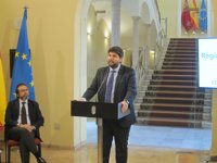 López Miras afirma que echará "a patadas" a cualquier miembro del Gobierno "si hay la más mínima sospecha" de corrupción