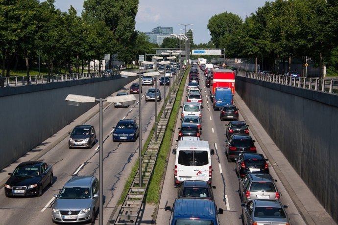 Trànsit, cotxes, vehicles, carretera, mobilitat