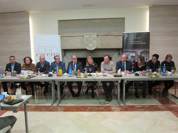 Balance de gestión del Ayuntamiento de Cáceres                           