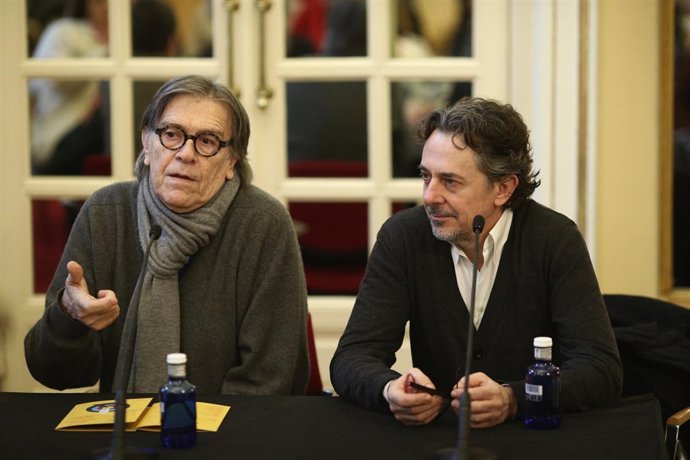 Josep Maria Flotats y Pere Ponce en la presentación de la obra Voltaire/Rousseau
