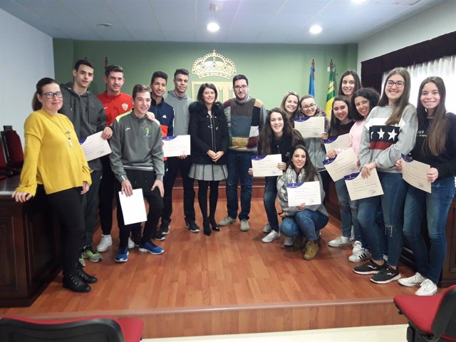 Una veintena de vecinos de Tabernas participan en el curso de Diputación.