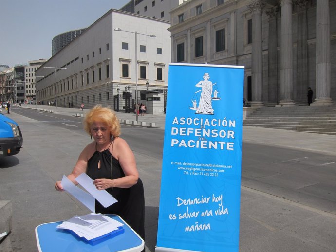 Carmen Flores, Presidenta Asociación Defensor Del Paciente