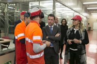 Alonso destaca la apuesta de Coca Cola por la creación de empleo y el desarrollo económico en Tenerife