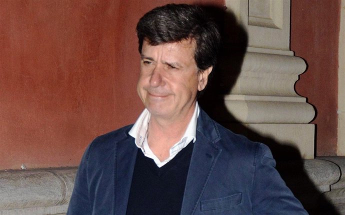 Cayetano martínez de irujo