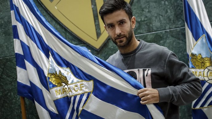 Alberto Bueno con el Málaga