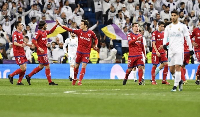 Guillermo celebra un gol con el Numancia en el Santiago Bernabéu