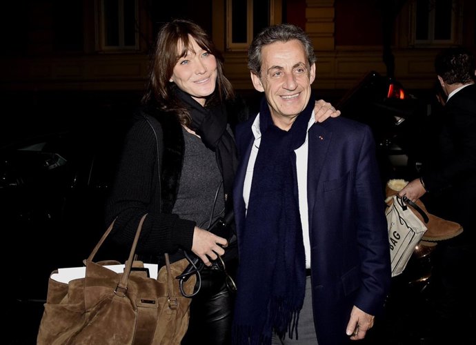 CARLA BRUNI Y NICOLÁS SARKOZY