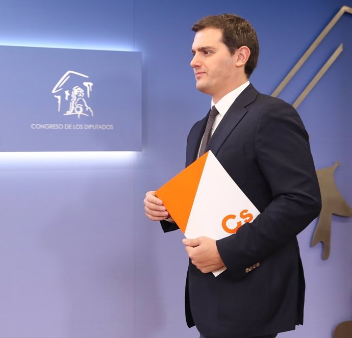 Albert Rivera, ofrece una rueda de prensa en el Congreso de los Diputados