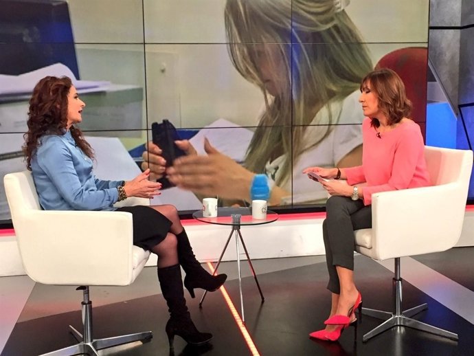 La consejera de Hacienda, María Jesús Montero, en la entrevista en Canal Sur TV