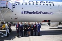'El vuelo de Francisco', así es el avión que trasladará al papa por Chile