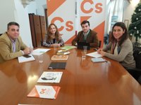 Cs pide que la futura Ley andaluza contra el cambio climático apueste por las renovables y el transporte sostenible