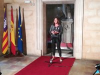 Armengol afirma que "hay un compromiso" del Gobierno de pagar los 240 millones del convenio de carreteras