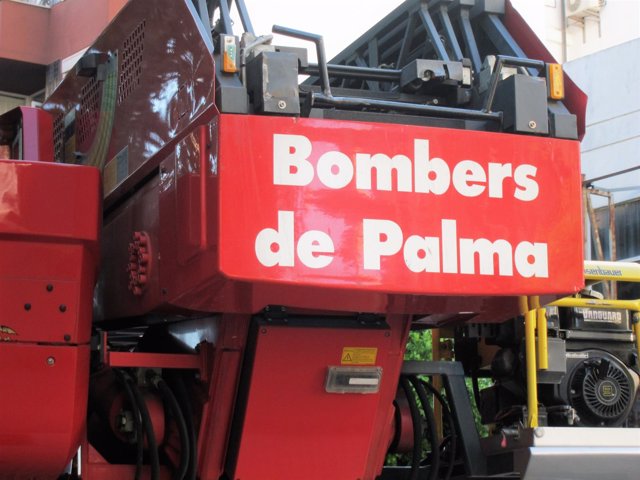 Parte posterior de un camión de los Bomberos de Palma