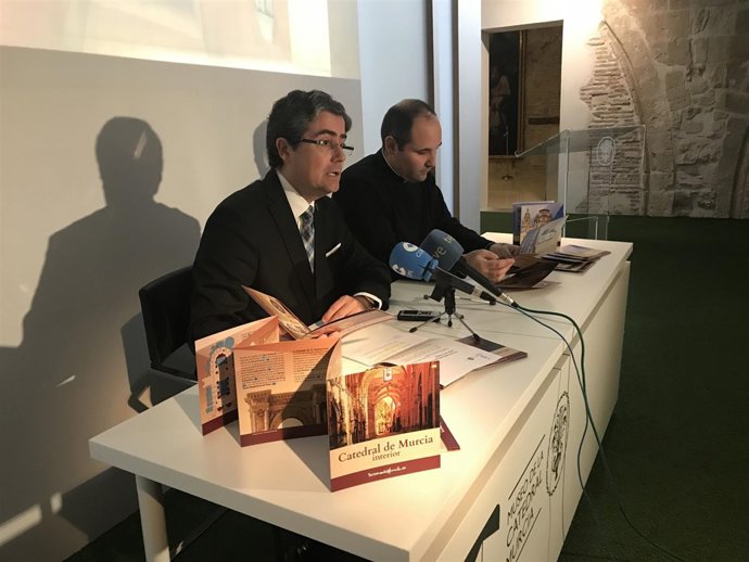 Imagen de la presentación del folleto