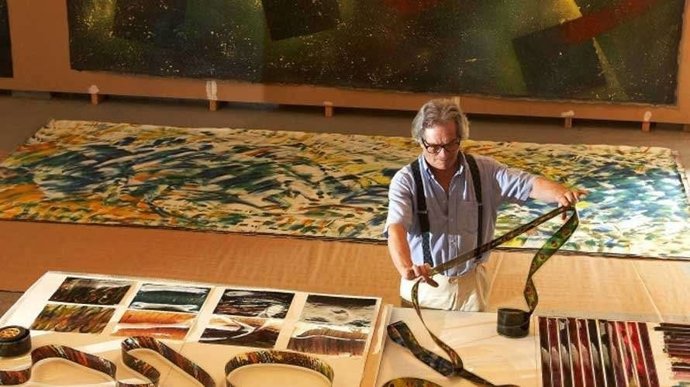 José Antonio Sistiaga creando un filme