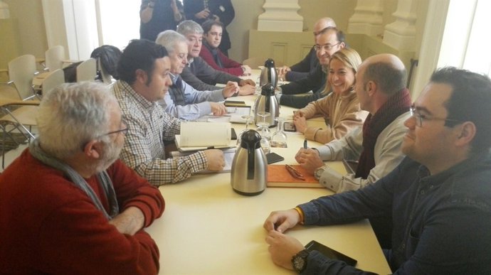 Reunión de la Plataforma Pro Hospital  de Cáceres