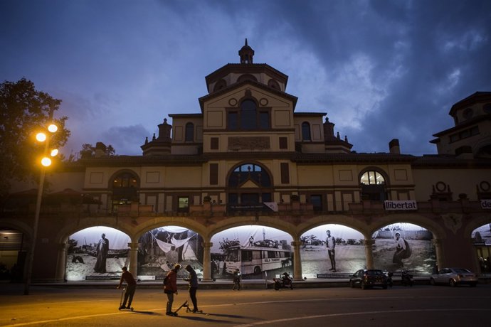 Fotografies de grans dimensions al Teatre Lliure
