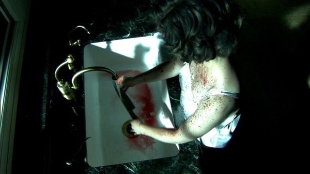 ESTRENO DE UN ASESINO EN LA FAMILIA Y PECADOS MORTALES