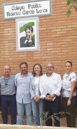 Fernández, en su visita al CEIP García Lorca