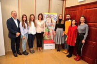 Once falleras mayores de València desfilarán como 'Reinas de la Seda' para promocionar las Fallas en Fitur