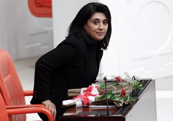 La diputada del prokurdo HDP Leila Zan en el Parlamento.