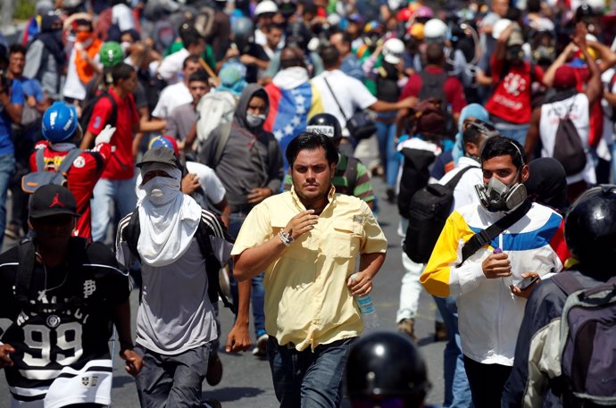 Carlos Paparoni (C), durante una manifestación contra el Gobierno de Maduro