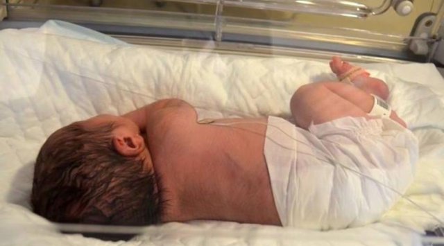 Recién nacido en el Hospital San Juan de la Cruz de Úbed.