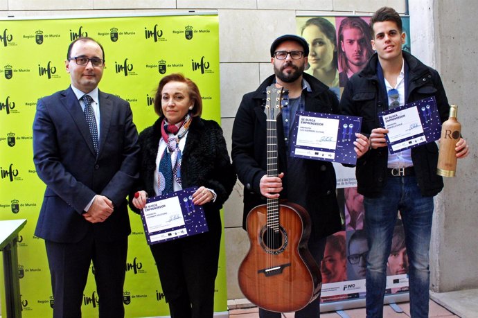 Foto/ Emprendedores Premiados Por El Info En El Cuatro Tri Mestre Del Pasado Año