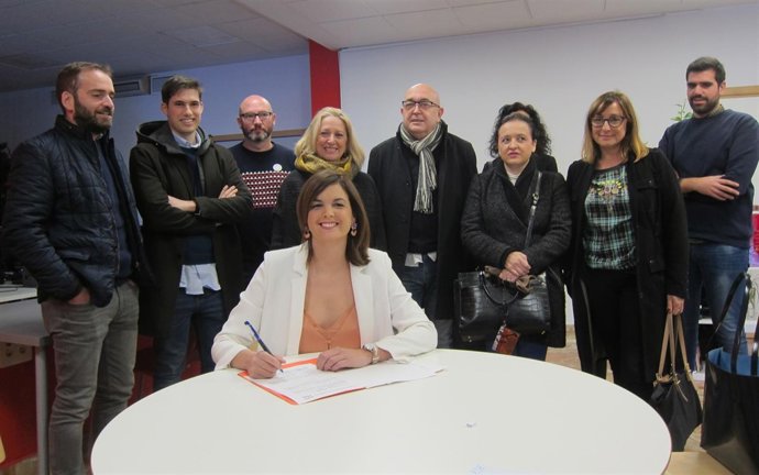 Gómez registra su candidatura a la secretaría general del PSPV de Vàlencia    