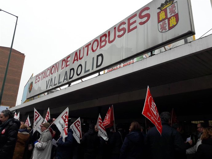 Valladolid.- Concentración convenio del transporte