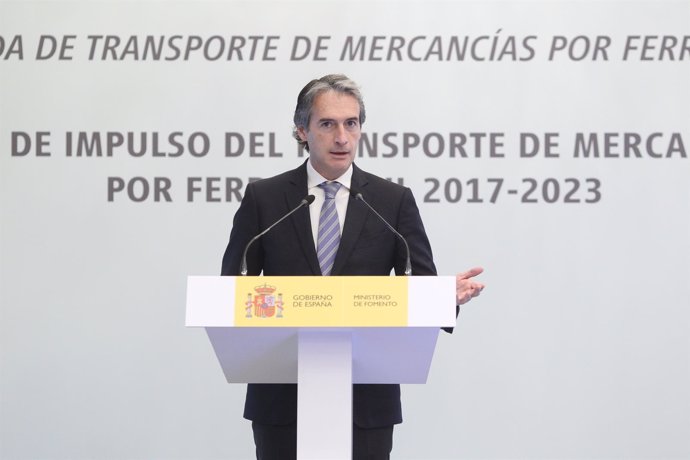 Íñigo de la Serna presenta el Plan de Impulo al Transporte de Mercancías