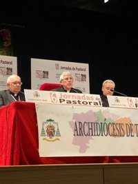 El arzobispo de Toledo apuesta por afrontar la educación "de una manera global"