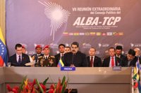 Maduro propone a los países del ALBA-TCP que se sumen a la criptomoneda "petro" sustentada por "oro y diamantes"