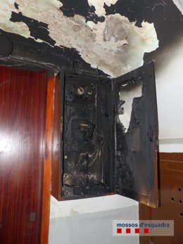 Quadre elèctric incendiat