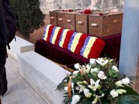 Cinco víctimas identificadas en la fosa de Porreres reposan en el cementerio de Palma