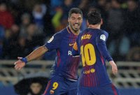 El Barça remonta y termina con la maldición de Anoeta
