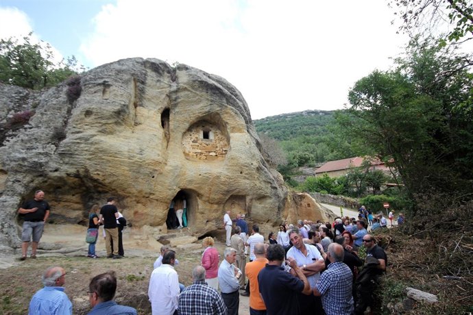 Iglesia rupestre de Arroyuelos