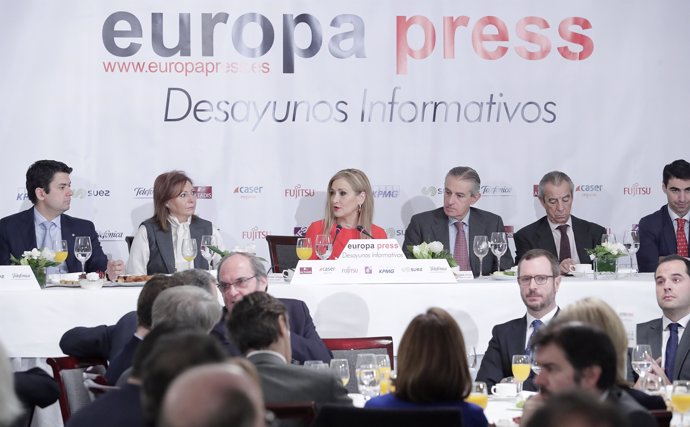 Cifuentes Pronuncia Una Conferència En Els Esmorzars Informatius D'Europa Pres