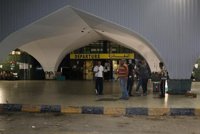 Al menos 20 muertos por unos combates en Trípoli que han forzado el cierre del aeropuerto