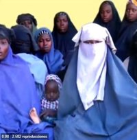 Boko Haram difunde un nuevo vídeo en el que niñas de Chibok rechazan volver con sus familias