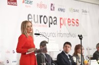 Cifuentes ve "llamativo" que acusen a Madrid de "dumping fiscal" cuando otros deciden 35 horas para sus empleados